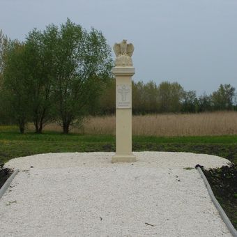 Trianon-emlékmű, Jászkisér. Fotó: Kósa Károly, 2011.04.19.