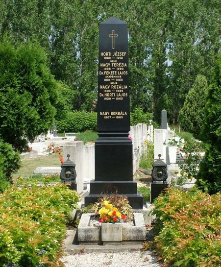 Fekete Lajos síremléke, Jászberény. Fotó: Kósa Károly, 2008.07.02.