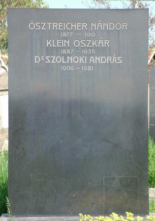 Ösztreicher Nándor (1877-1919) síremléke. Fotó: Kósa Károly.