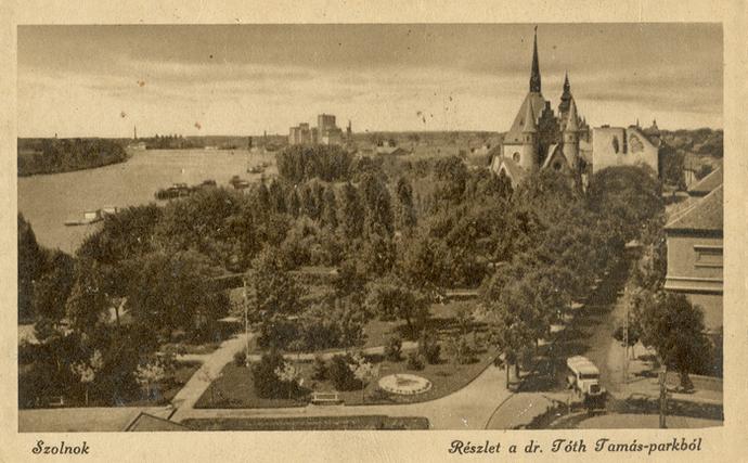 A Tisza-part 1943-ban. Képeslap.